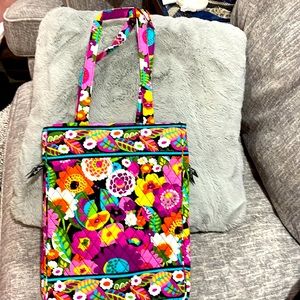 Brand new, never used Vera Bradley shoulder bag